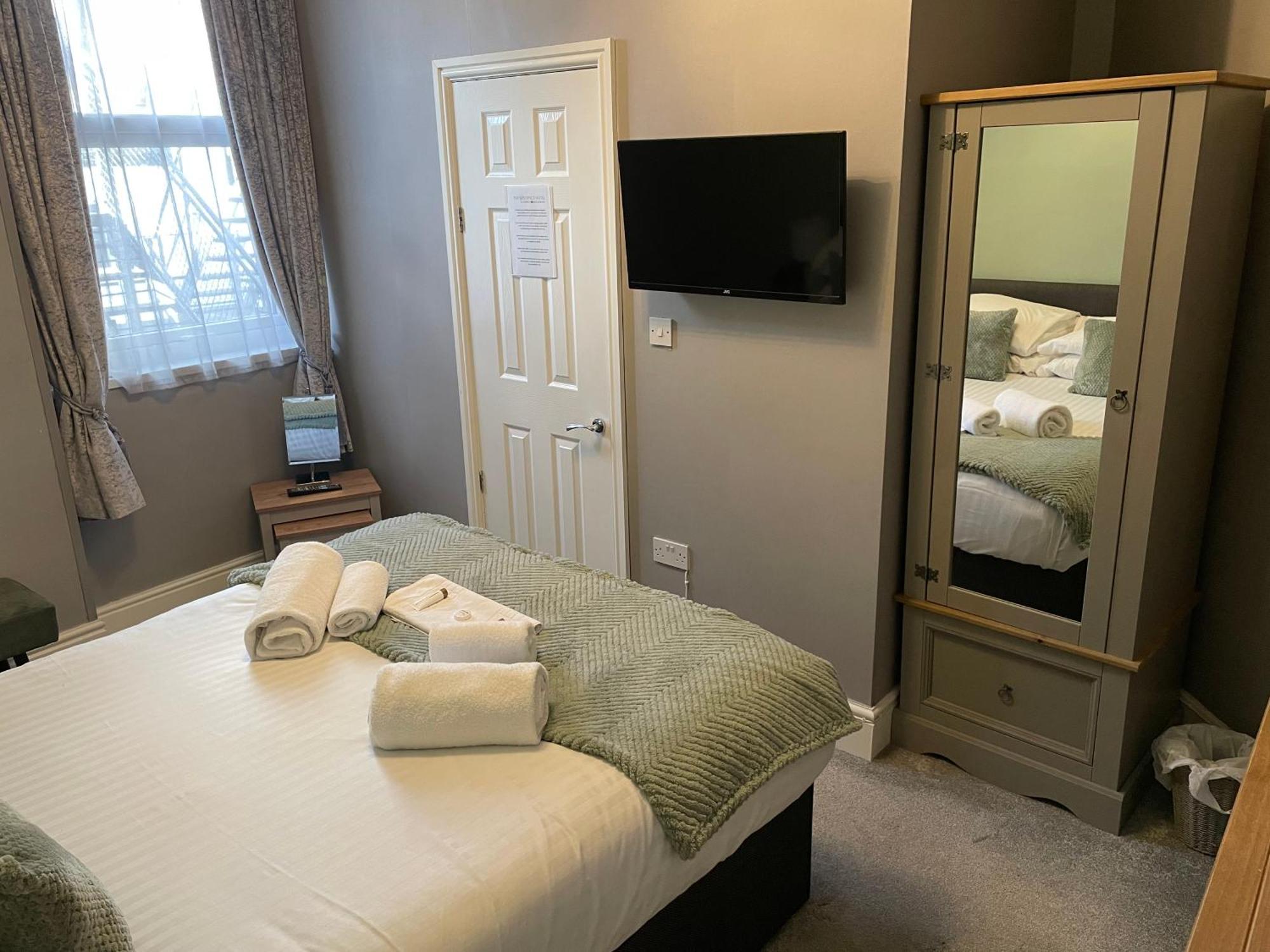 The Wildings Hotel & Tudno'S Restaurant Llandudno Luaran gambar