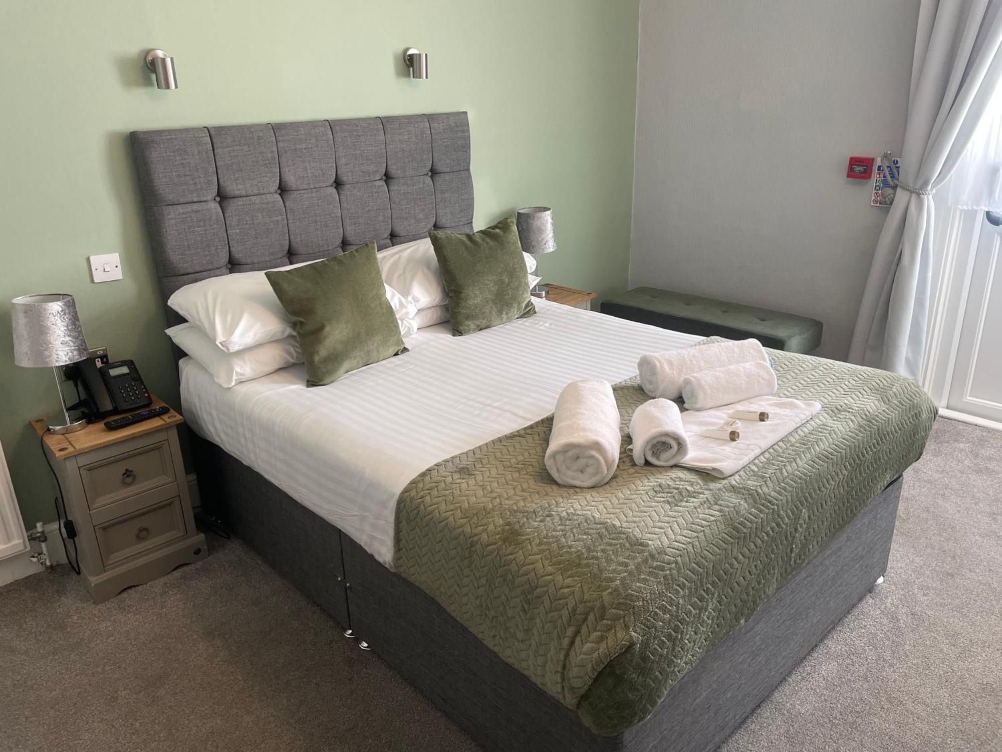 The Wildings Hotel & Tudno'S Restaurant Llandudno Luaran gambar