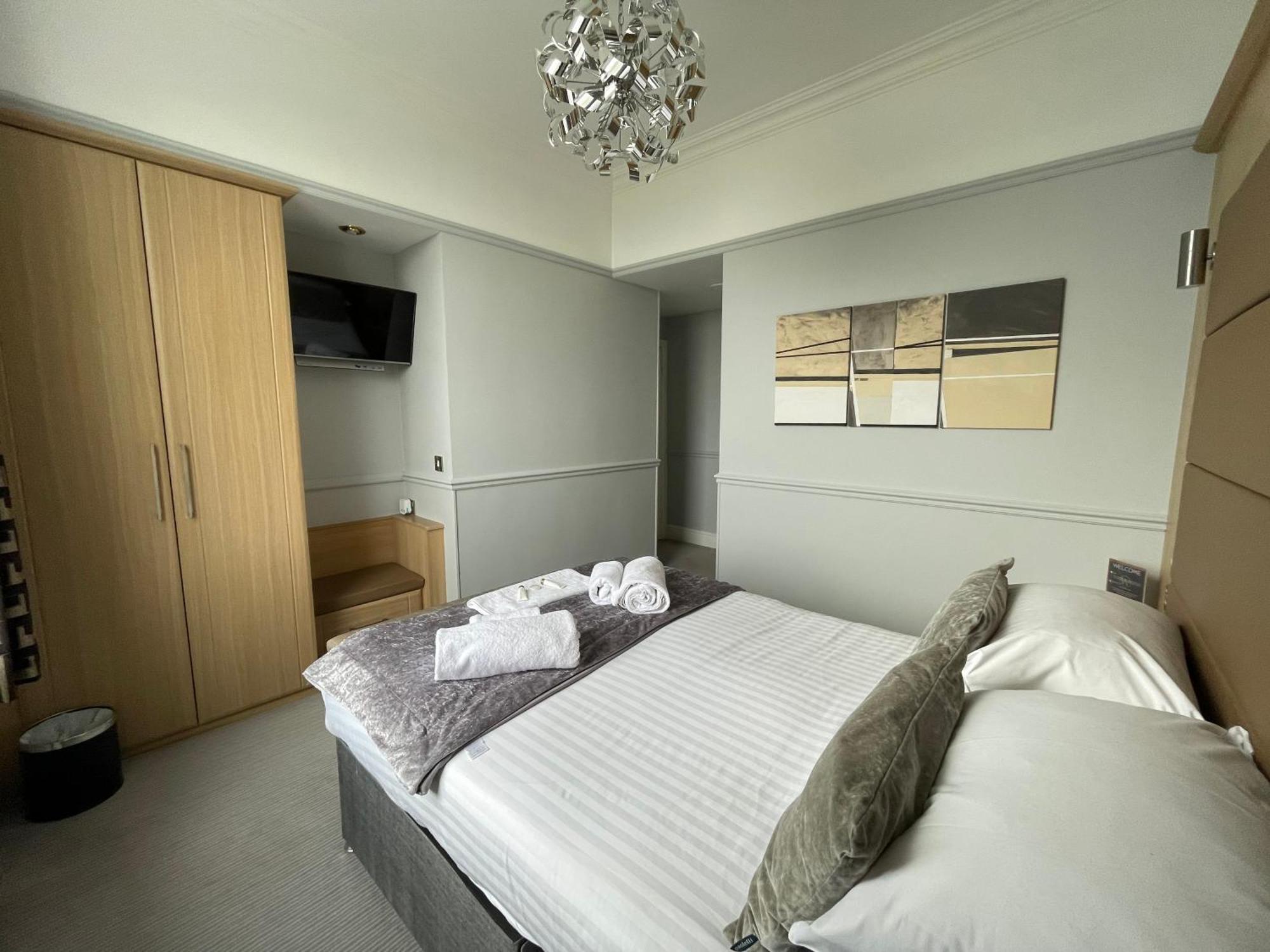 The Wildings Hotel & Tudno'S Restaurant Llandudno Luaran gambar