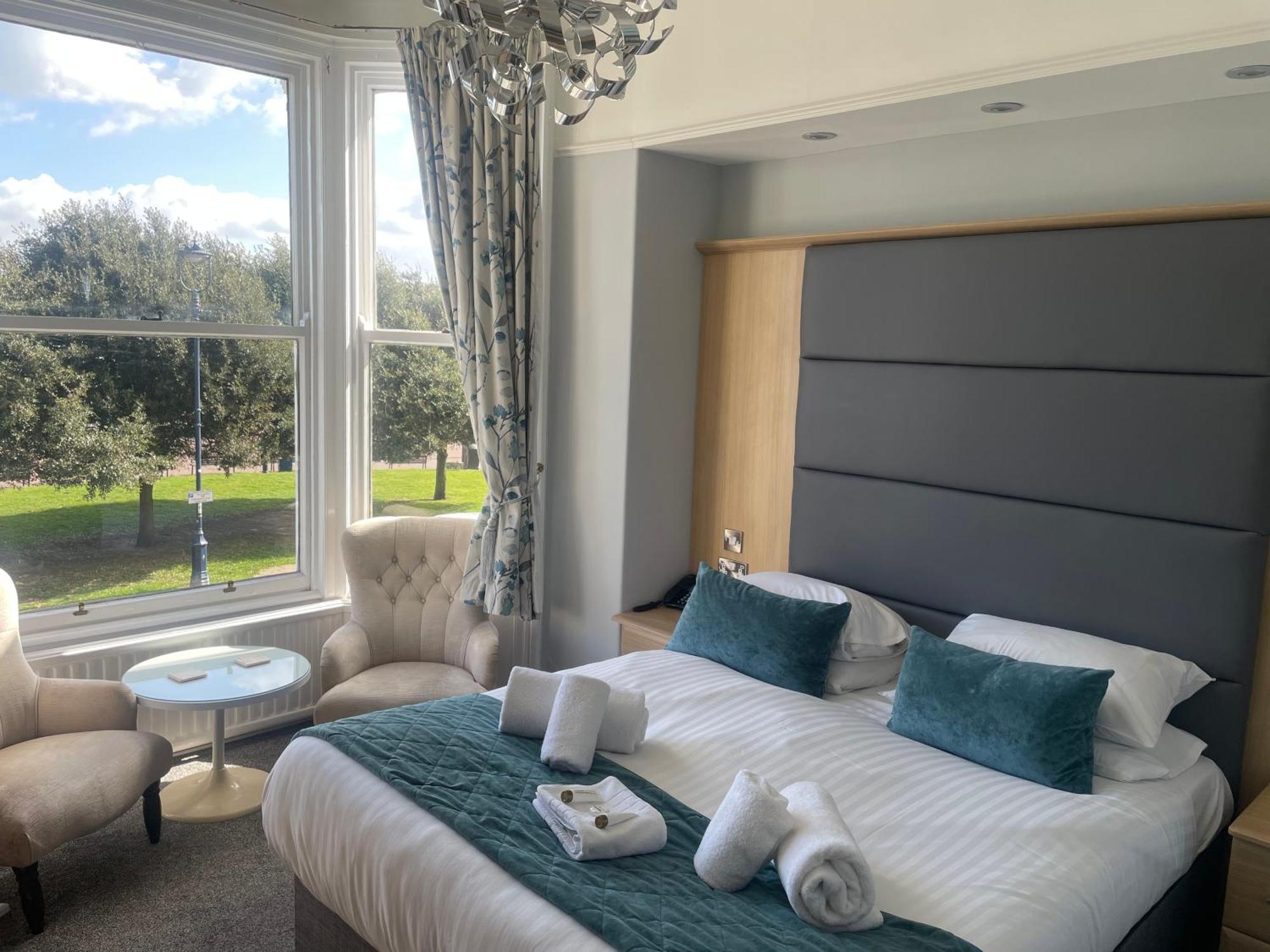 The Wildings Hotel & Tudno'S Restaurant Llandudno Luaran gambar