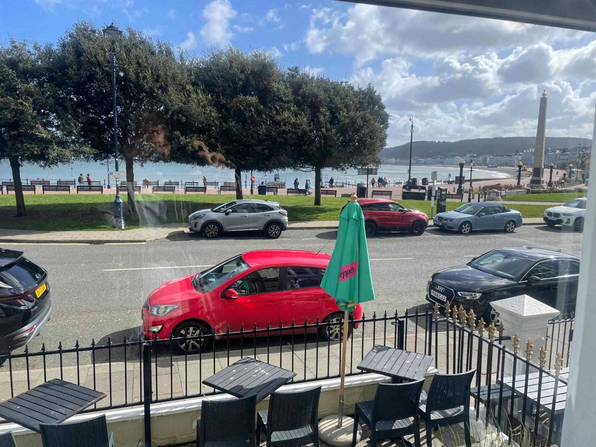 The Wildings Hotel & Tudno'S Restaurant Llandudno Luaran gambar