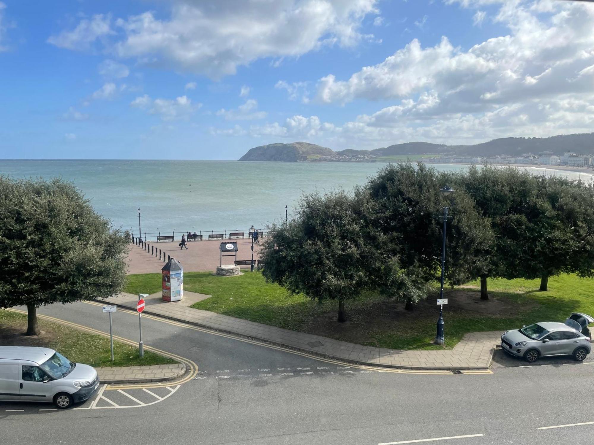 The Wildings Hotel & Tudno'S Restaurant Llandudno Luaran gambar