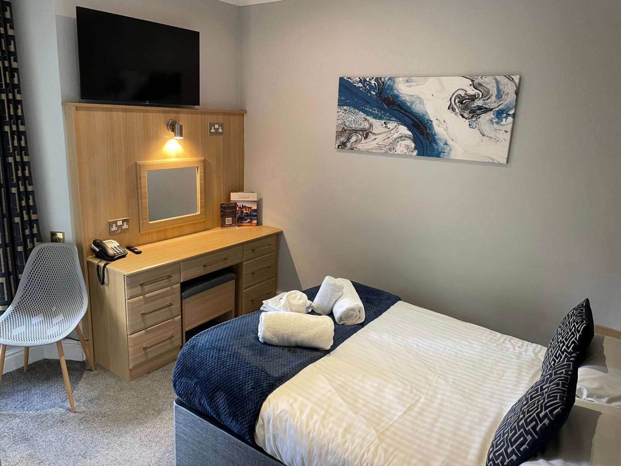 The Wildings Hotel & Tudno'S Restaurant Llandudno Luaran gambar